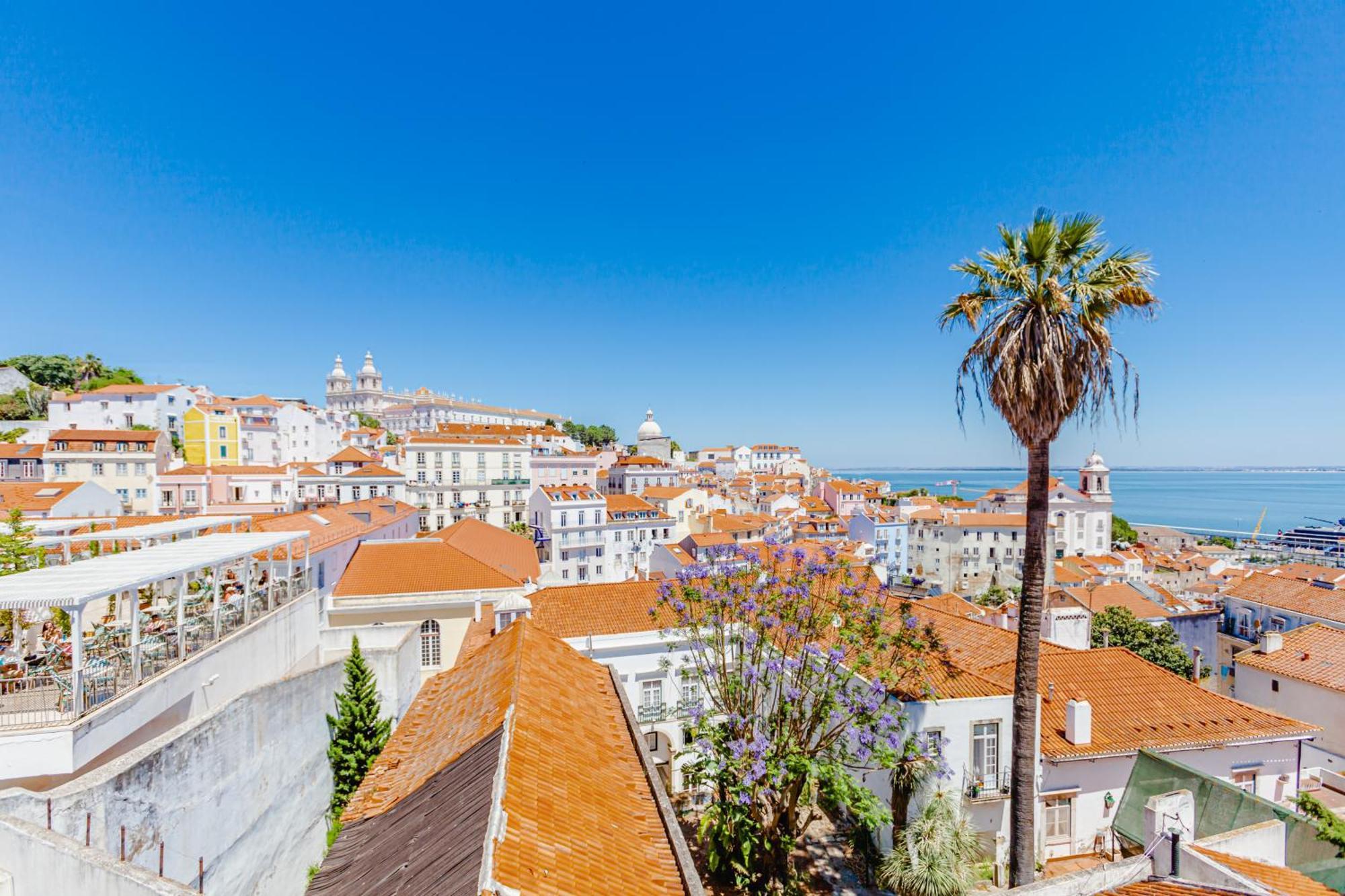 Visit Lisbon4Fun - Alfama Lägenhet Exteriör bild